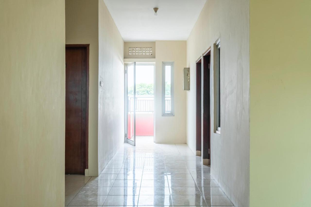 Oyo 2132 Pondok Avicenna Cirebon Exterior foto